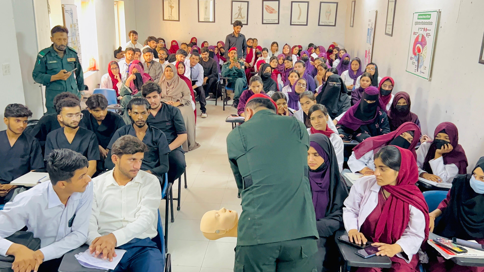 Emergency response briefing for students